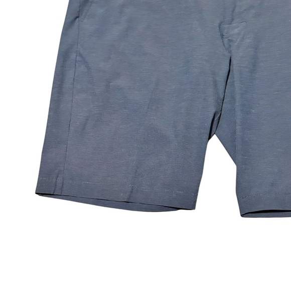 Travis Mathew Blue Flat Front Shorts Size 35 Golf Lightweight Casual - Picture 6 of 11